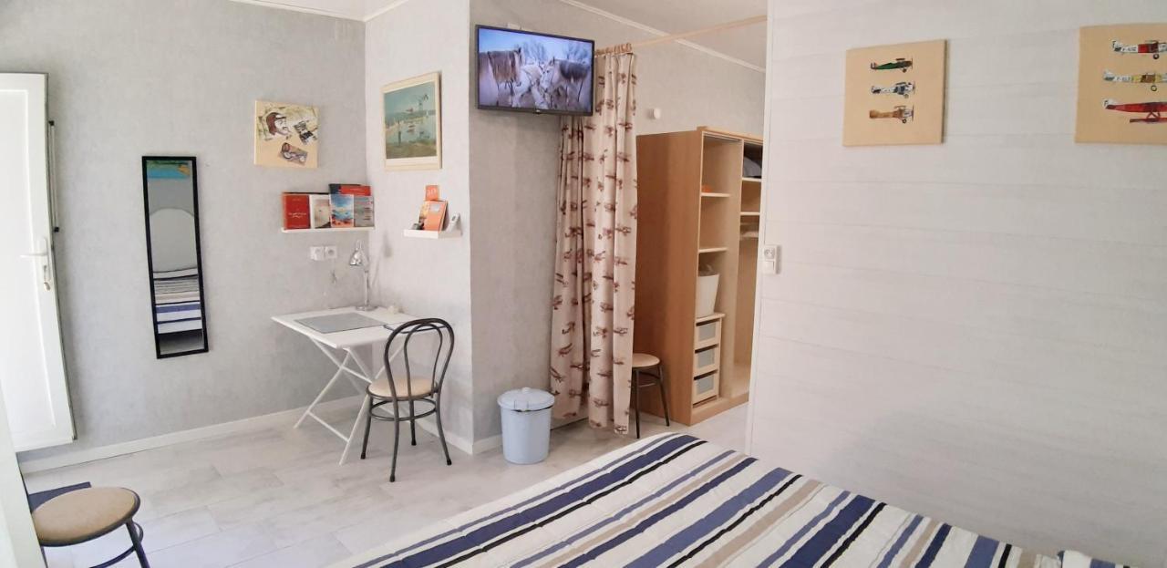 Chambre D'Hotes Du Mas Julianas Сен-Лоран-де-ла-Саланк Экстерьер фото